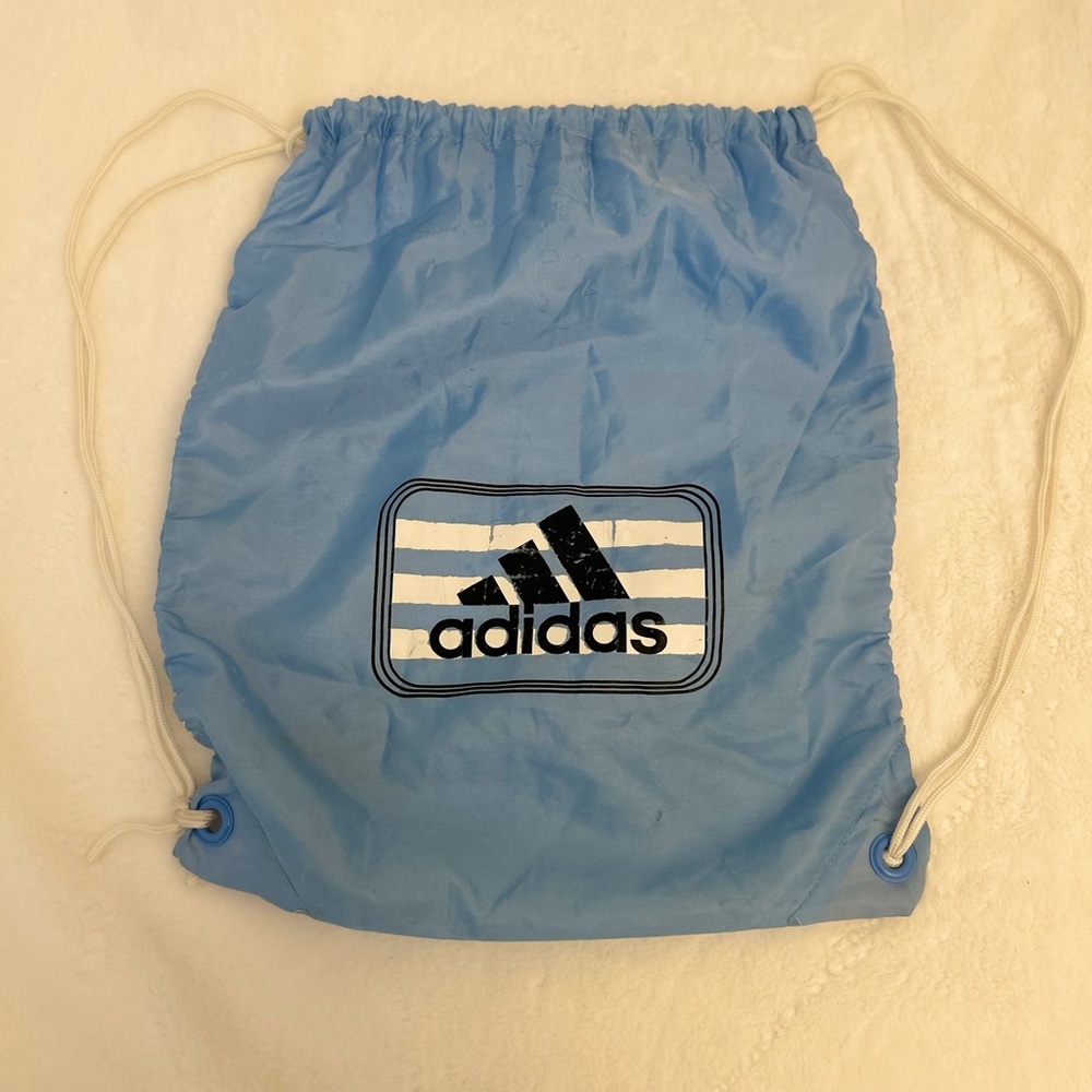 Adidas drawstring bag - Picture 2 of 4